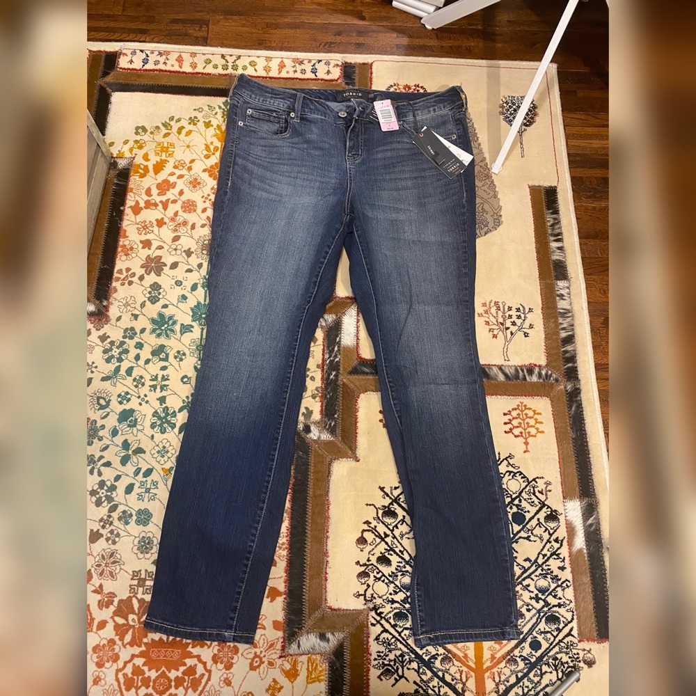Torrid premium skinny jeans 16R new with tags!